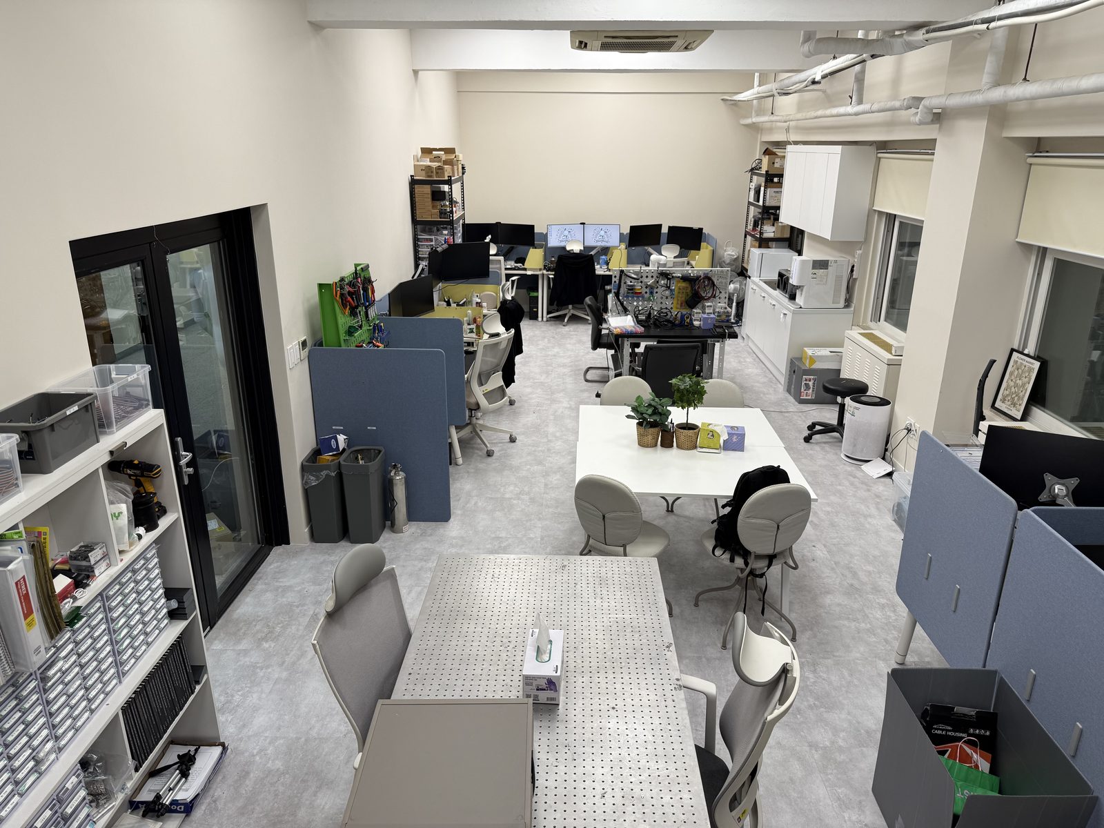 Workspace 1 (RA313) — main research space