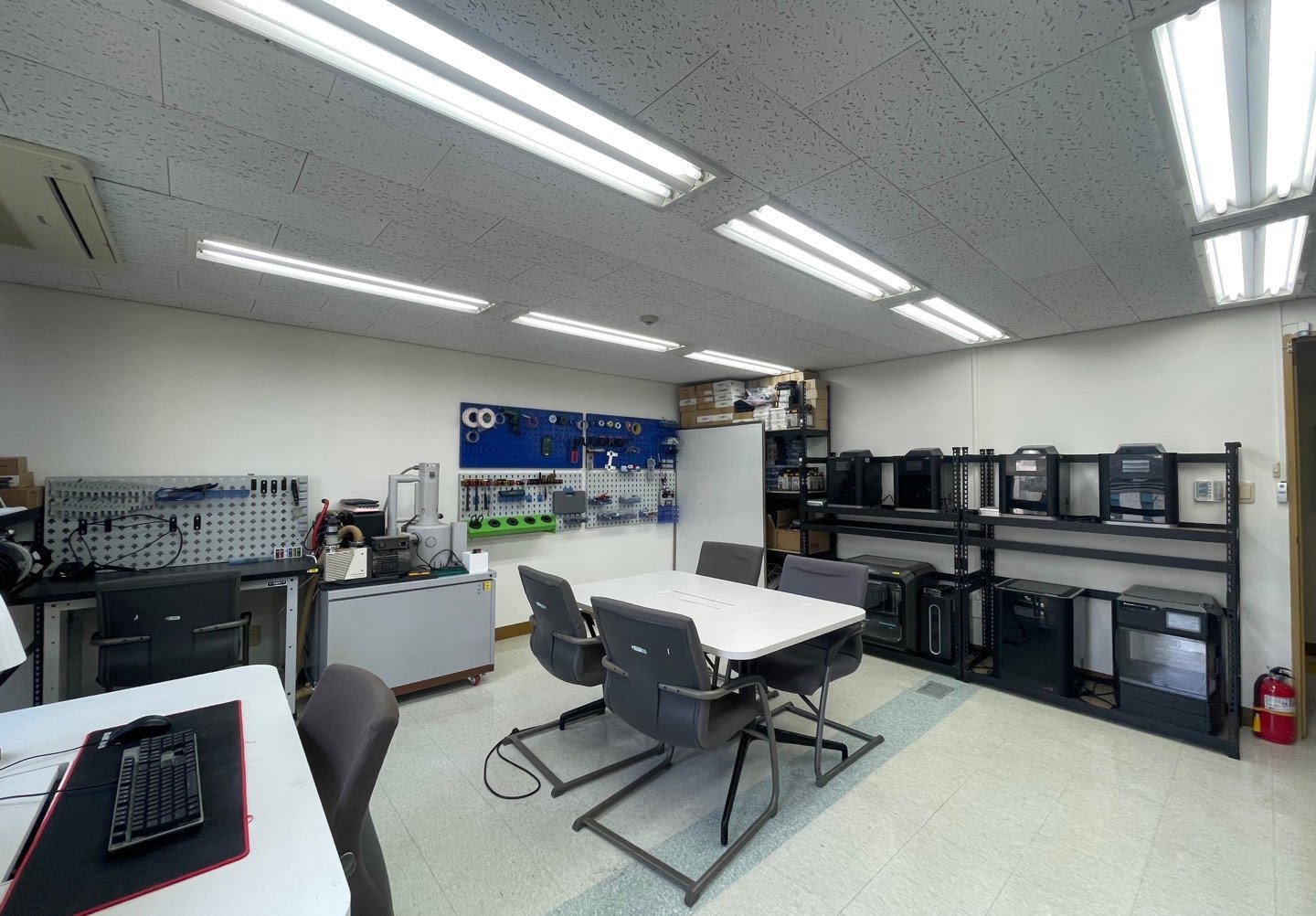 Workspace 2 (CY507)